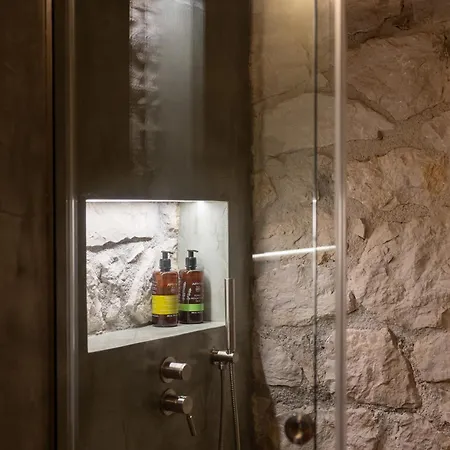 Plasis Country 2 ゲストハウス