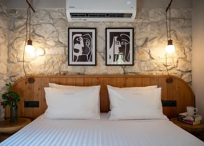 Plasis Country 2 Iria